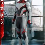 Hot Toys Tony Stark Sixth Scale Figure Team Suit
