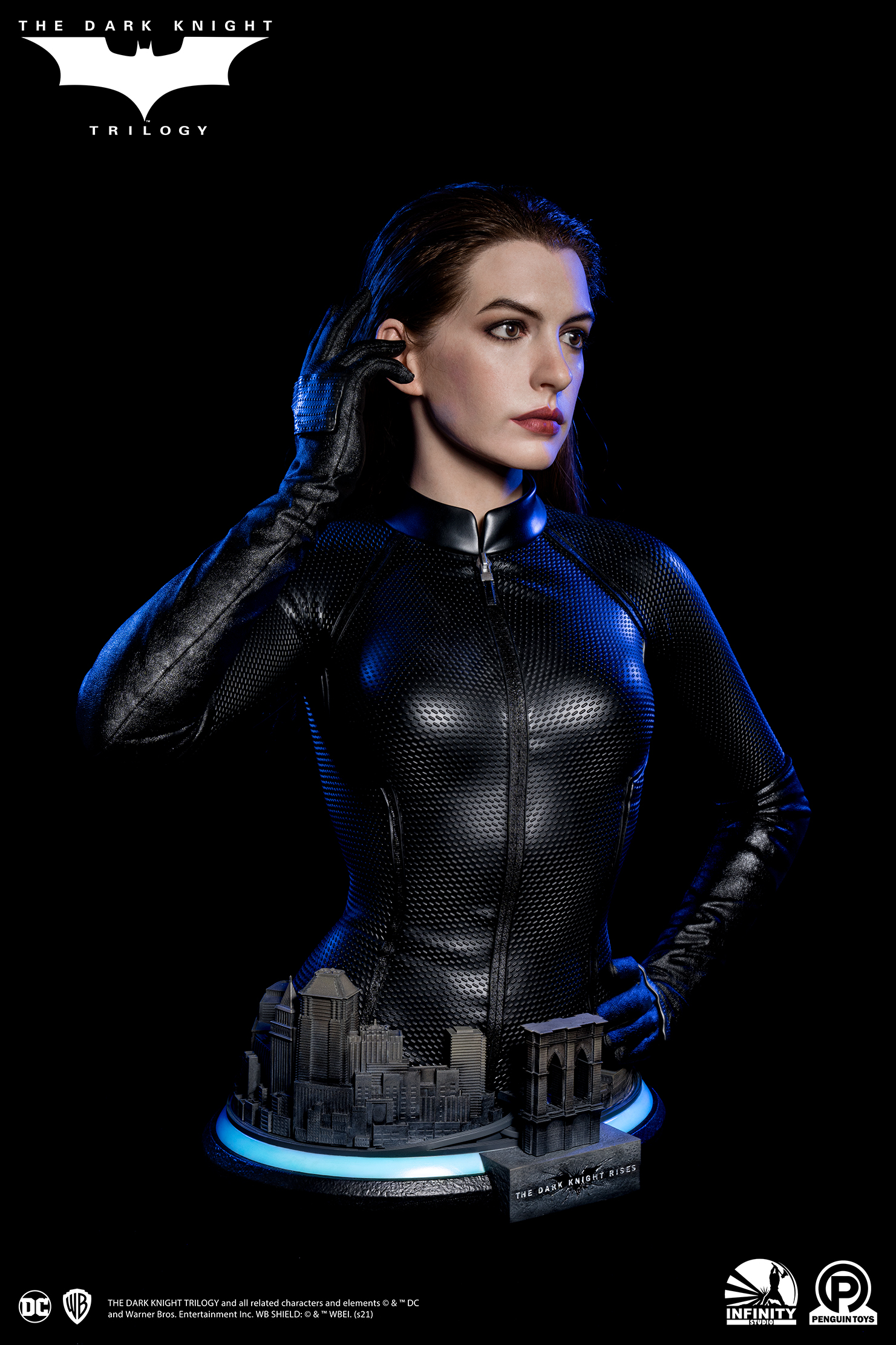selina kyle bule light