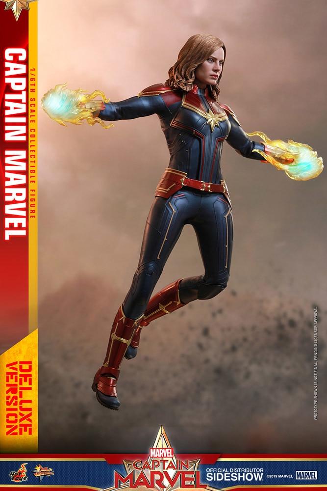 captain marvel deluxe version marvel gallery c dd cf d