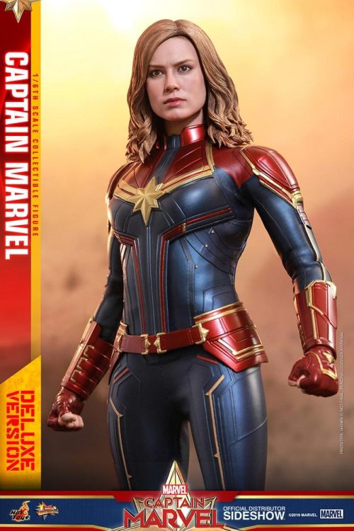 captain marvel deluxe version marvel gallery c dd d a a