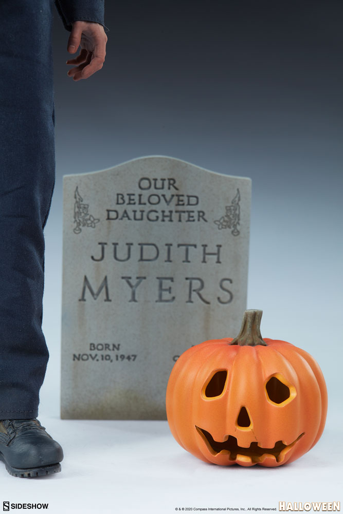 michael myers deluxe halloween gallery f f b e