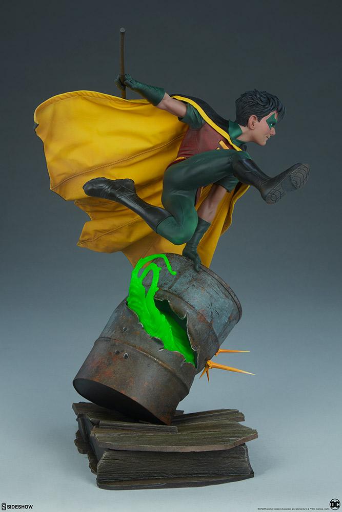 robin dc comics gallery e e c d b bc e ae d e fd a b