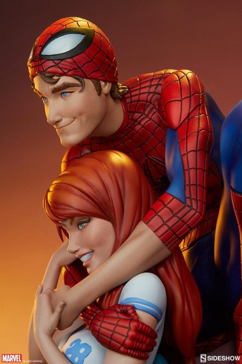 spider man and mary jane marvel gallery dcca db d