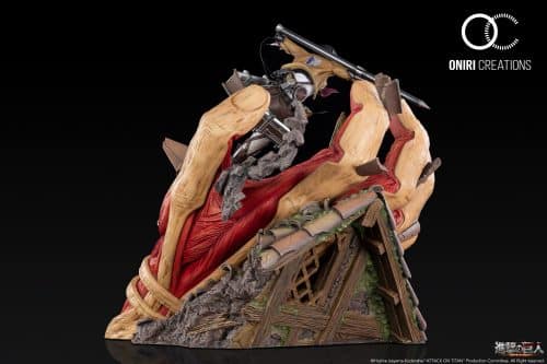 Attack On Titan : Mikasa VS Armored Titan 1/6 Scale Statue