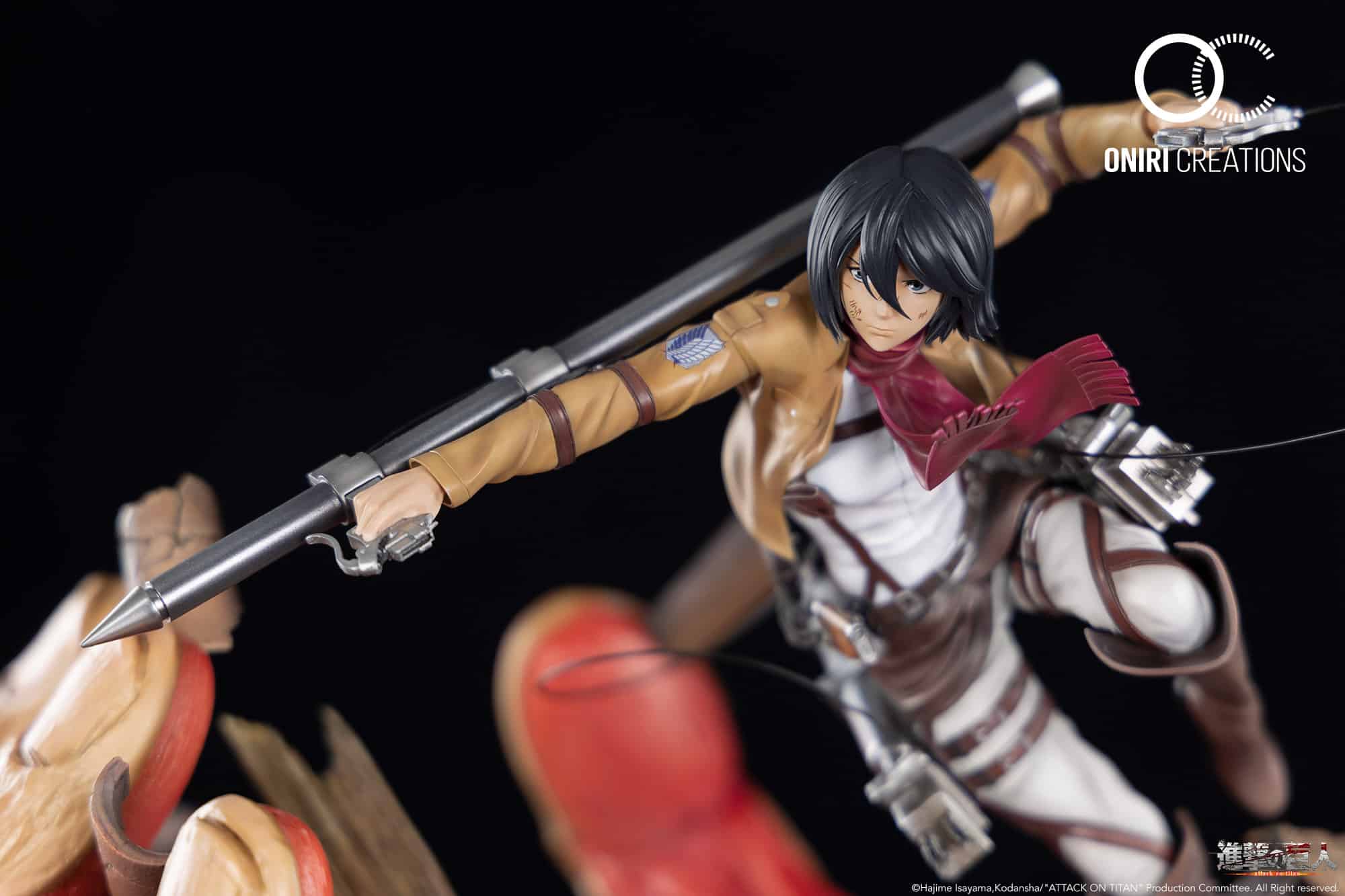 Attack On Titan : Mikasa VS Armored Titan 1/6 Scale Statue