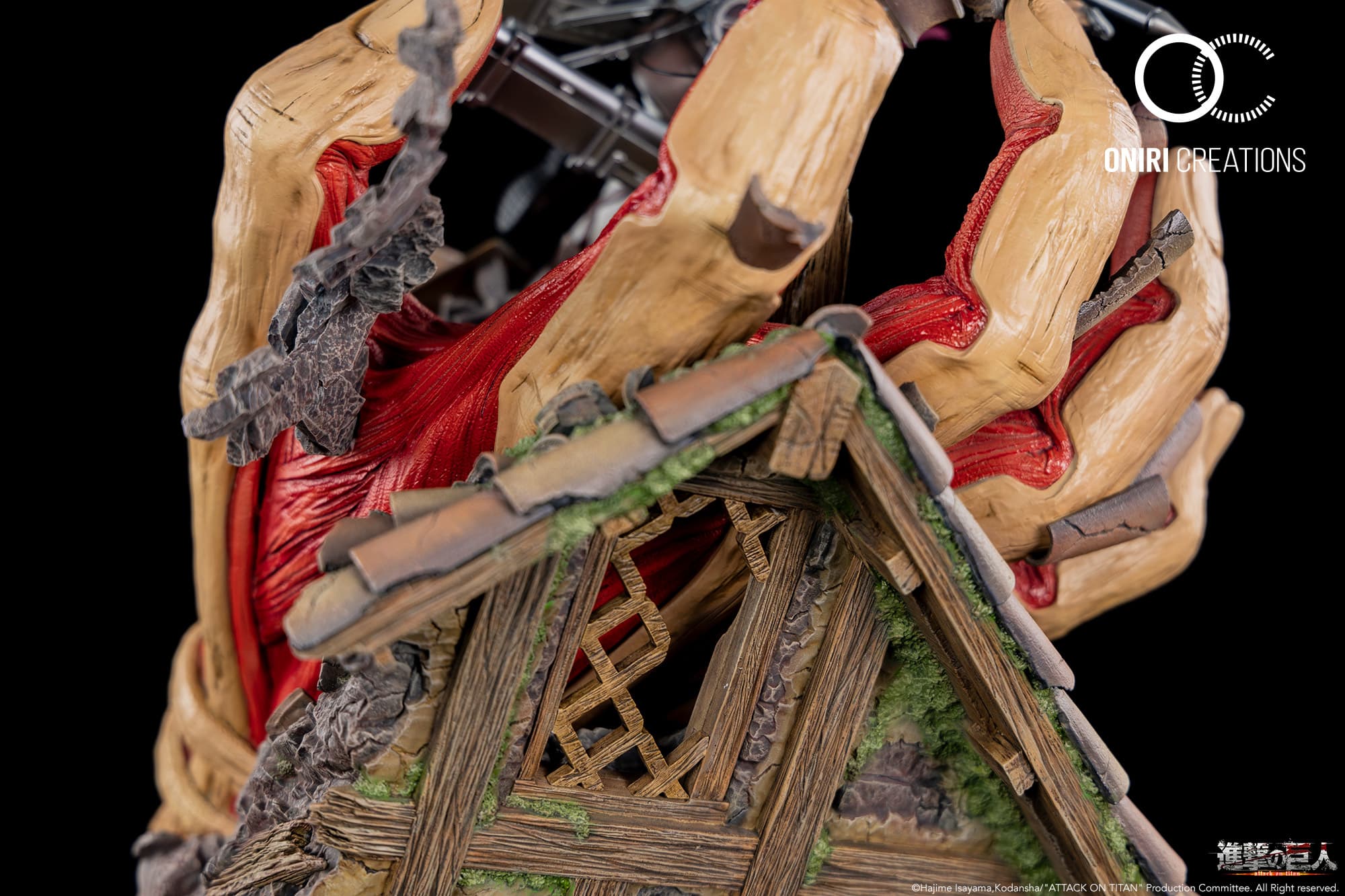 Attack On Titan : Mikasa VS Armored Titan 1/6 Scale Statue