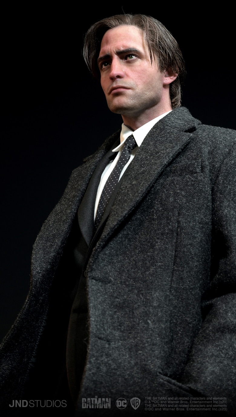 The Batman : Bruce Wayne Robert Pattinson 1/3 Scale Hyperreal Movie Statue