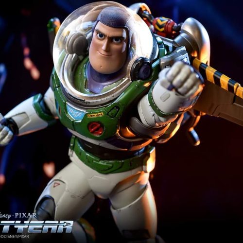 Hot Toys Space Ranger Alpha Buzz Lightyear Sixth Scale Figure