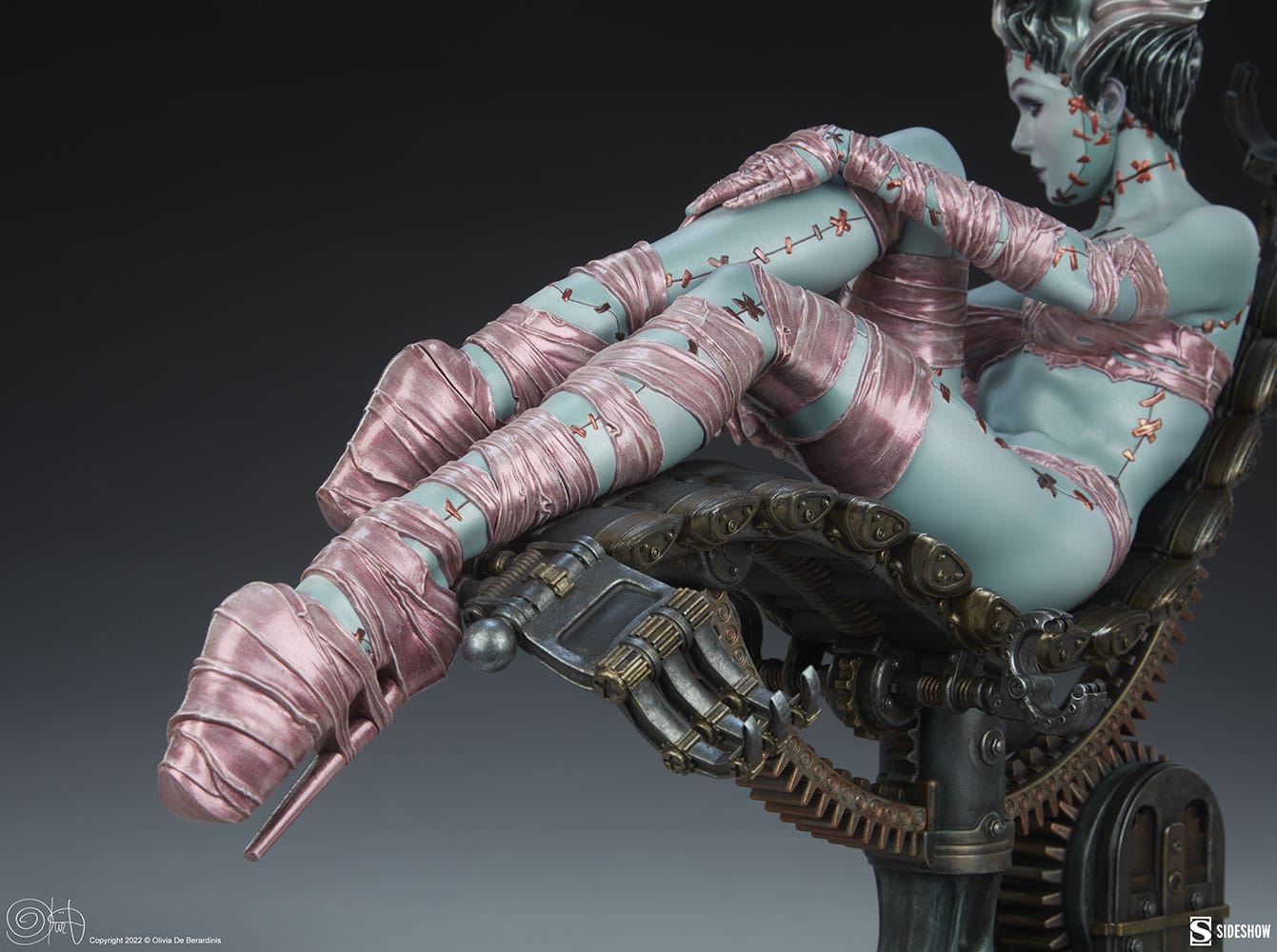 frankie-reborn-by-olivia-de-berardinis-statue_olivia-de-berardinis_gallery_630e924fd9468 frankie reborn by olivia de berardinis statue olivia de berardinis gallery e fd