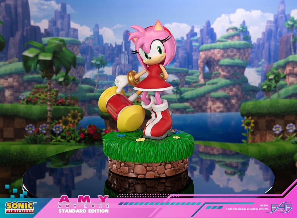 Sonic The Hedgehog Amy Rose Statue
