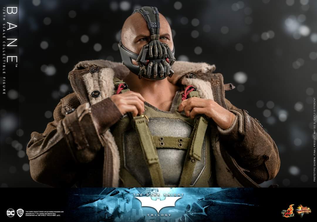 Hot Toys Bane Sixth Scale Collectible Figure
