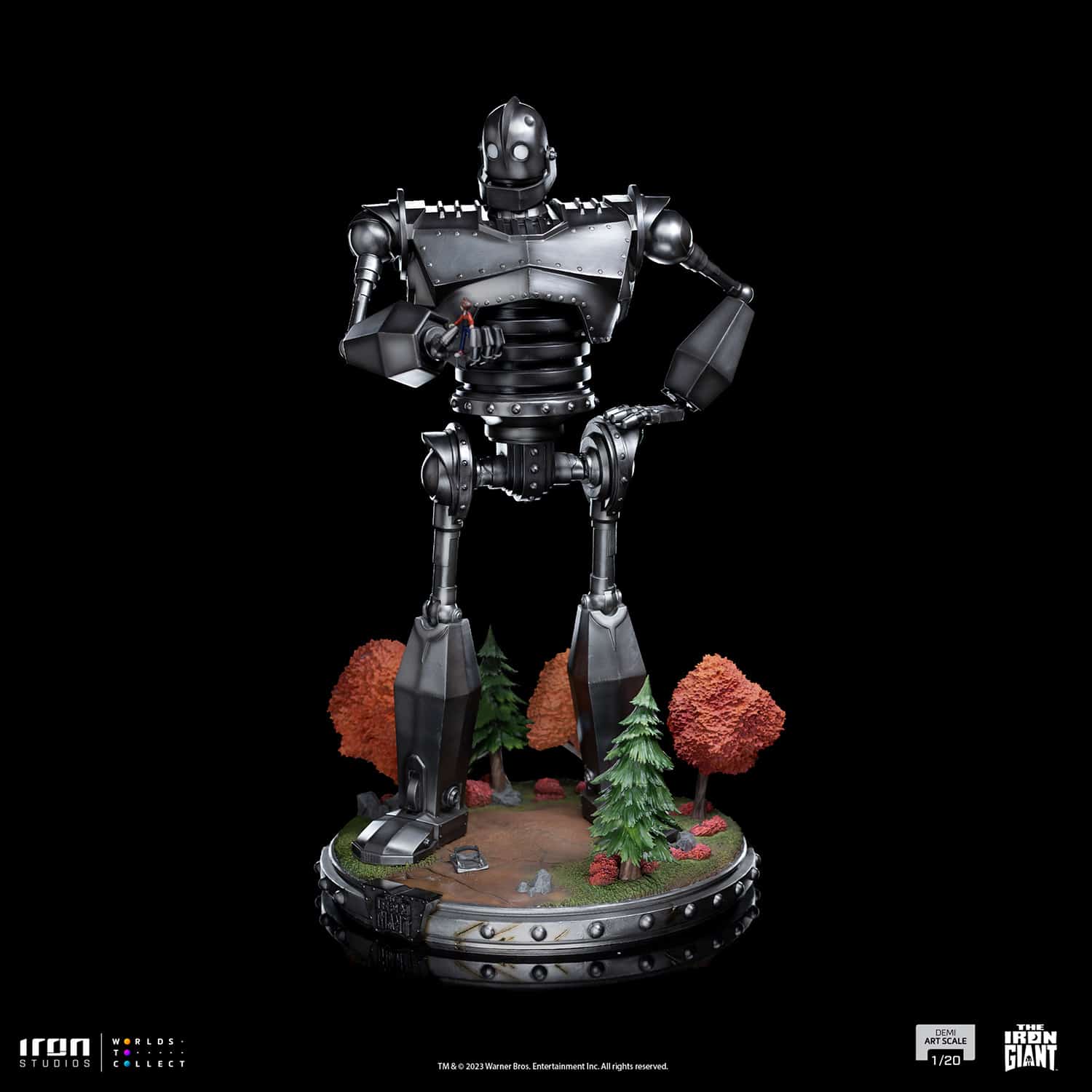 Iron Giant Statue Comic Concepts
