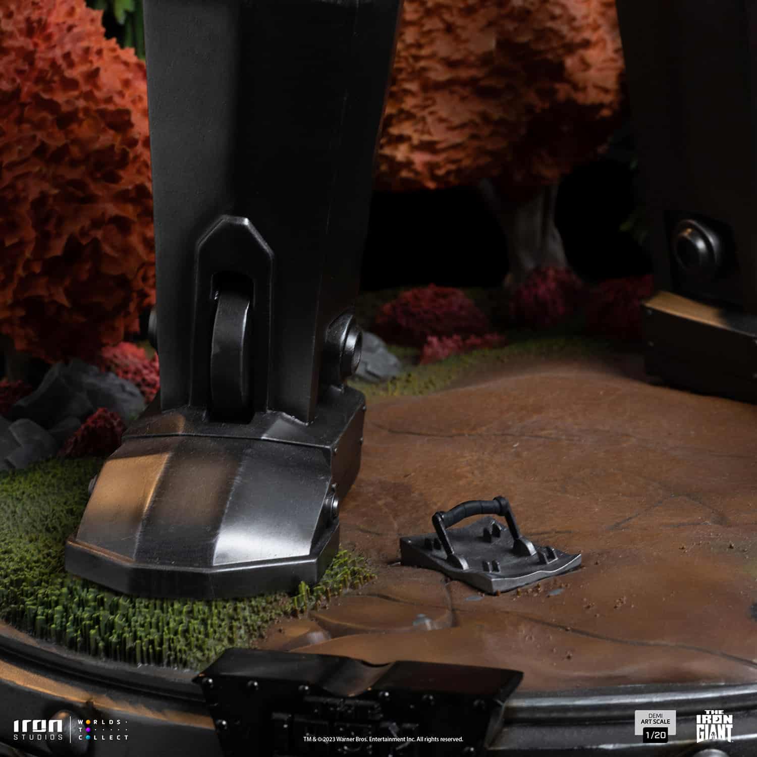 iron-giant-hogarth-hughes_marvel_gallery_63f94c5994fcc