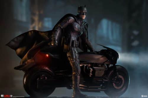 Sideshow Collectibles The Batman Premium Format Figure On Bike Limited Edition DC Comics