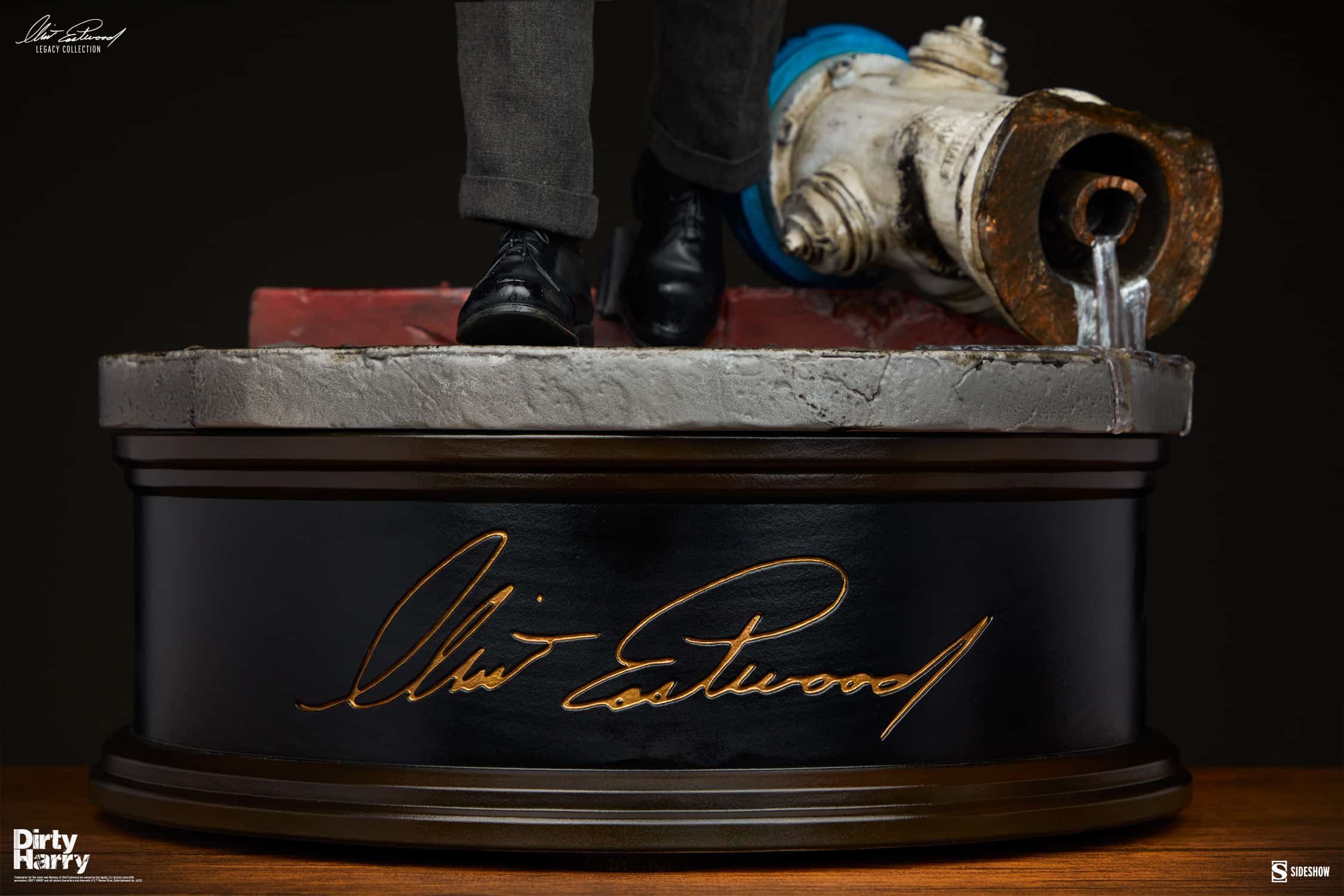 harry-callahan-premium-format-figure_clint-eastwood_gallery_6442c8735dca4