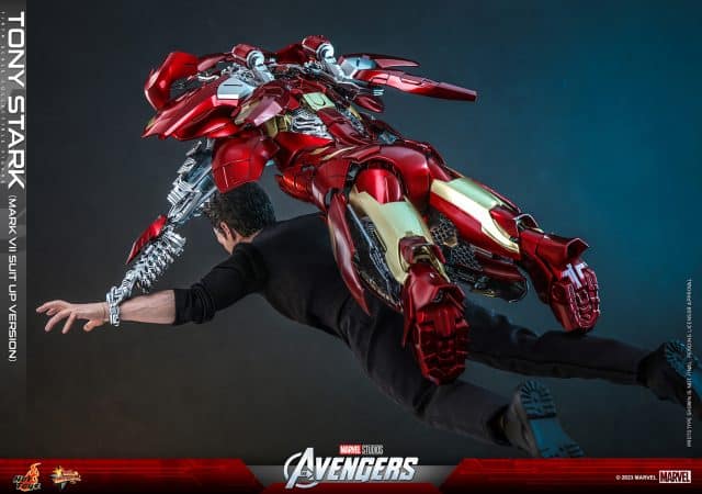 Hot Toys Tony Stark Mark VII Suit-Up Version Figure Iron Man Limited ...