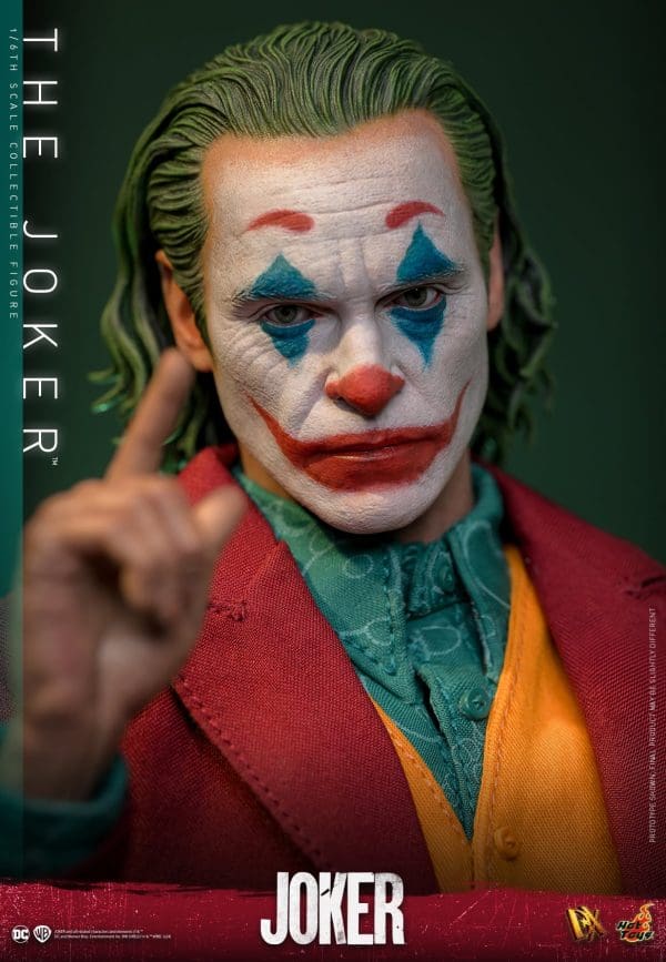 Hot Toys The Joker Joaquin Phoenix Sixth Scale Figure Limited
