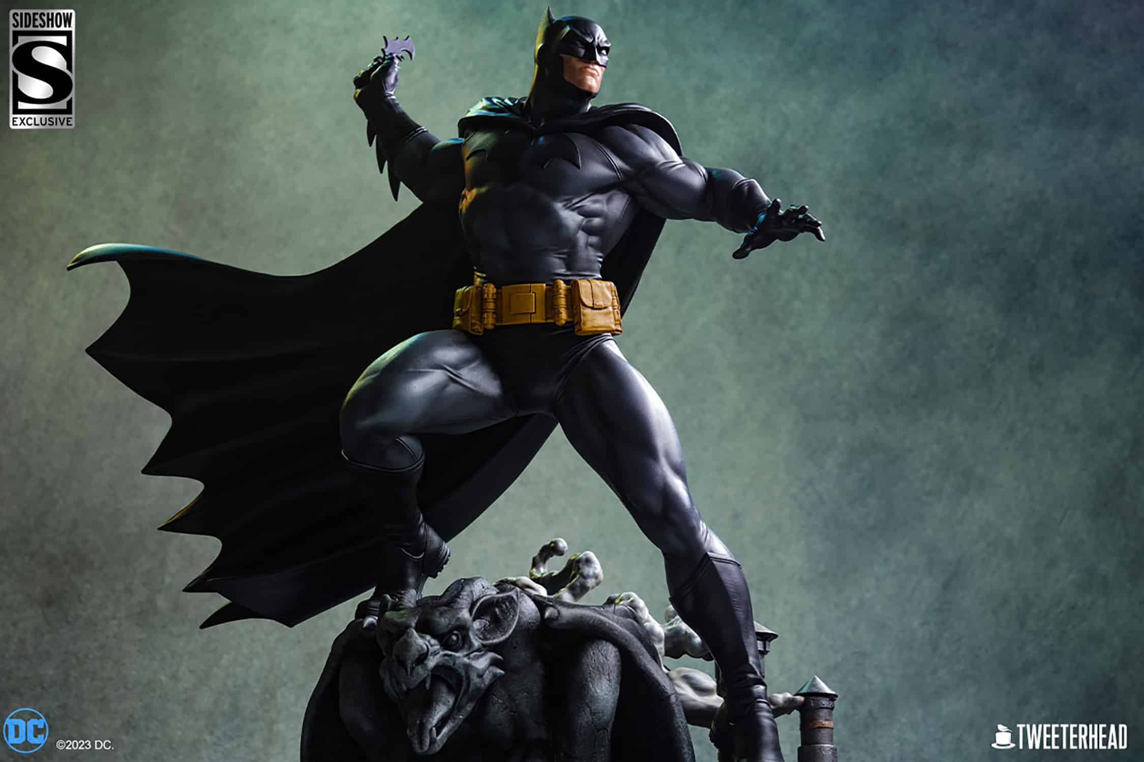 Tweeterhead Batman Statue Quarter Scale Maquette Black and Gray Edition Limited DC Collectible
