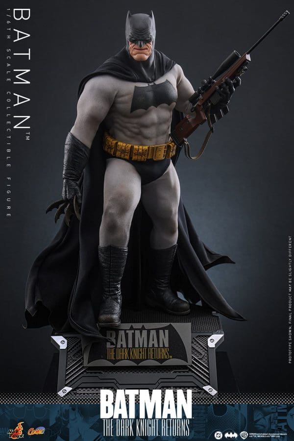 Batman: The Dark Knight Returns Sixth Scale Collectible Figure