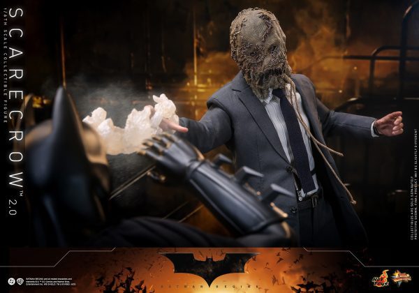Scarecrow 2.0 Sixth Scale Figure Batman Begins Limited Collectible
