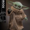 hot-toys-star-wars-grogu-life-size-figure-gallery-6808044da42d9