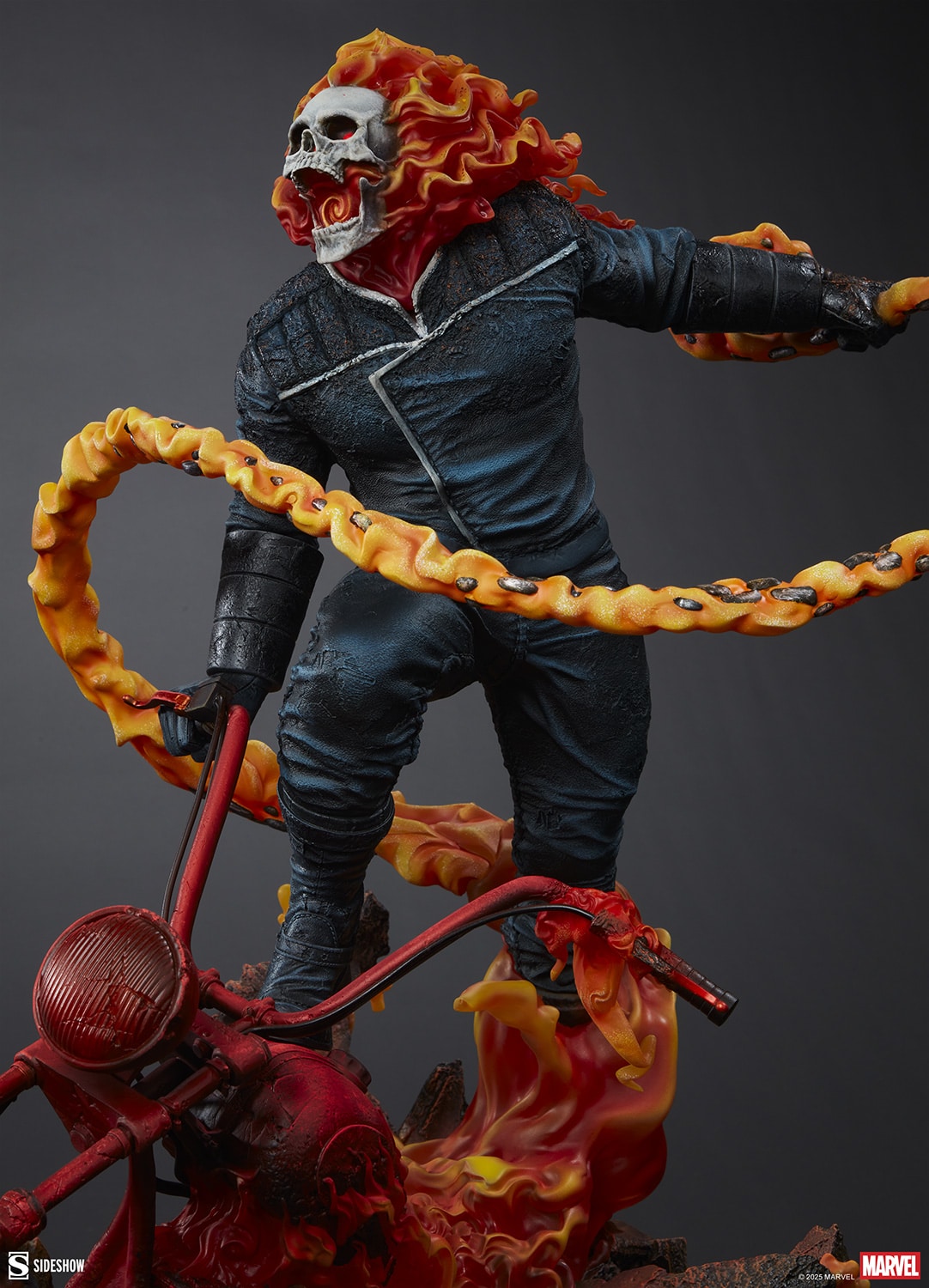 sideshow-collectibles-marvel-ghost-rider-classic-variant-premium-format-figure-gallery-681bf2747d355