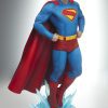 sideshow-collectibles-dc-comics-superman-premium-format-figure-gallery-68715a7a99258