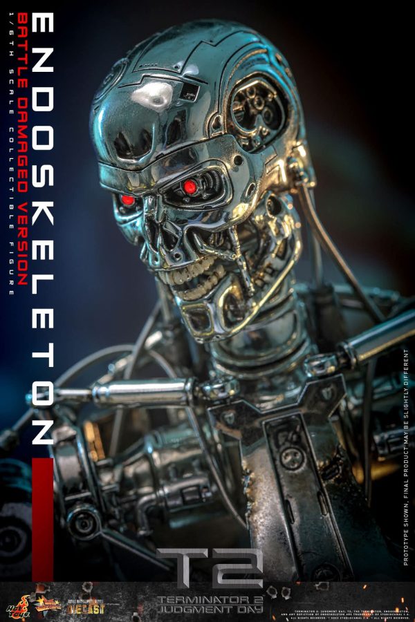 T-800 Endoskeleton Battle-Damaged Sixth Scale Figure The