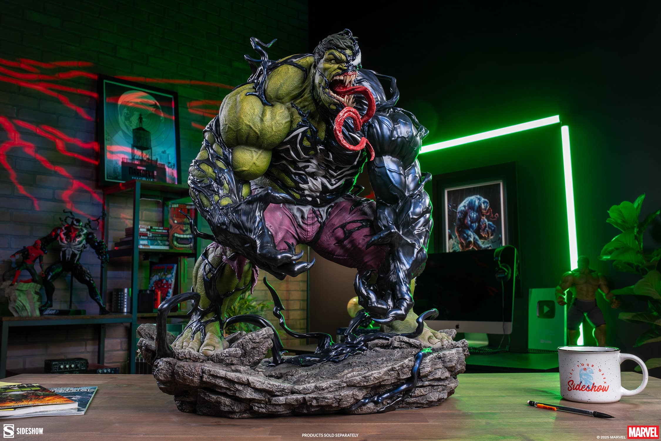 Venomized Hulk Premium Format Figure
