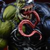 sideshow-collectibles-marvel-venomized-hulk-premium-format-figure-gallery-68f7f69e2b9d6