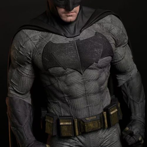 Batman Hyperreal Platinum Statue 1:3 Scale Justice League Limited Collectible