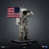 iron-studios-nasa-apollo-11-astronaut-quarter-scale-statue-gallery-69a0dc2e3c857