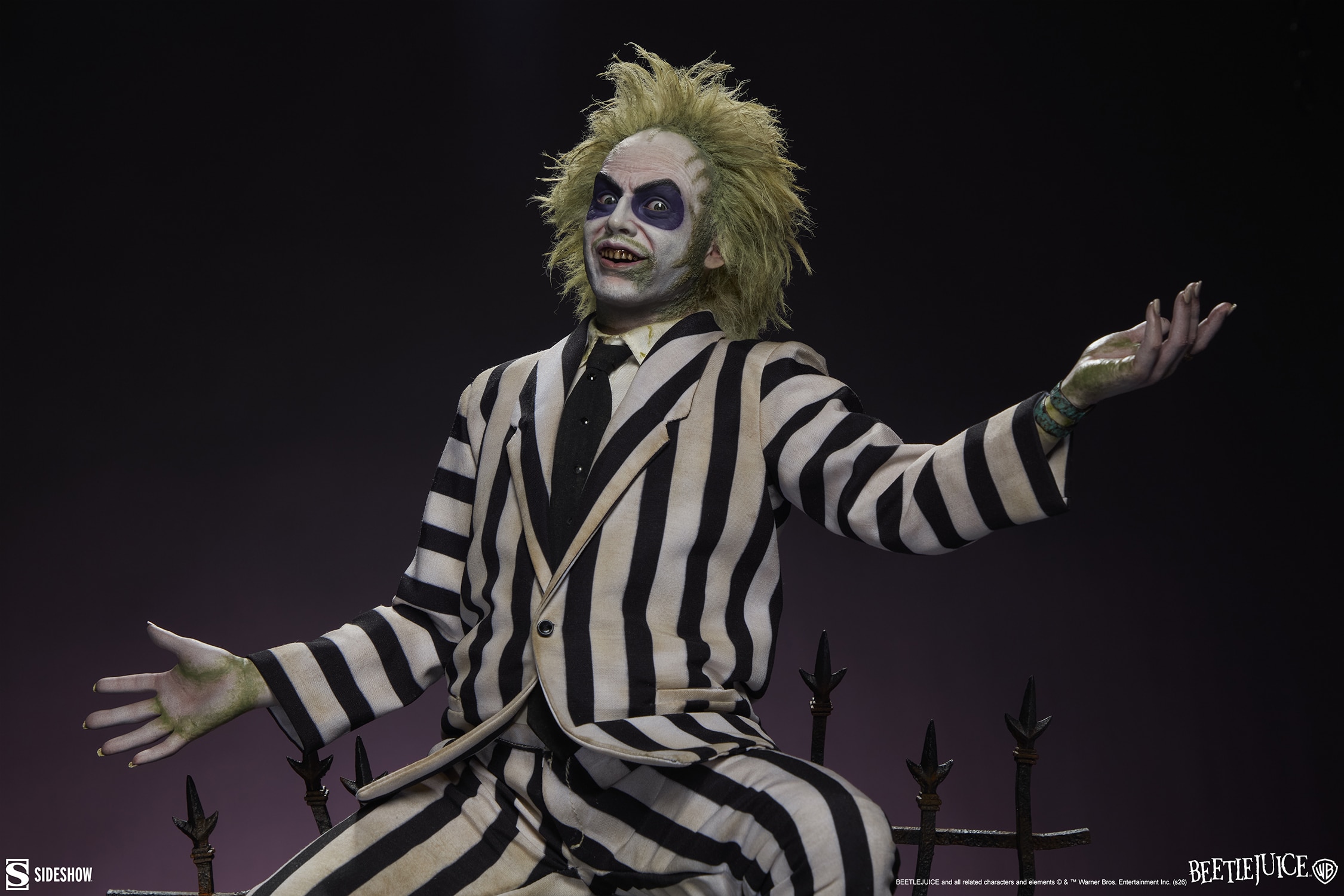 sideshow-collectibles-beetlejuice-beetlejuice-premium-format-figure-gallery-69bb1df25e90a