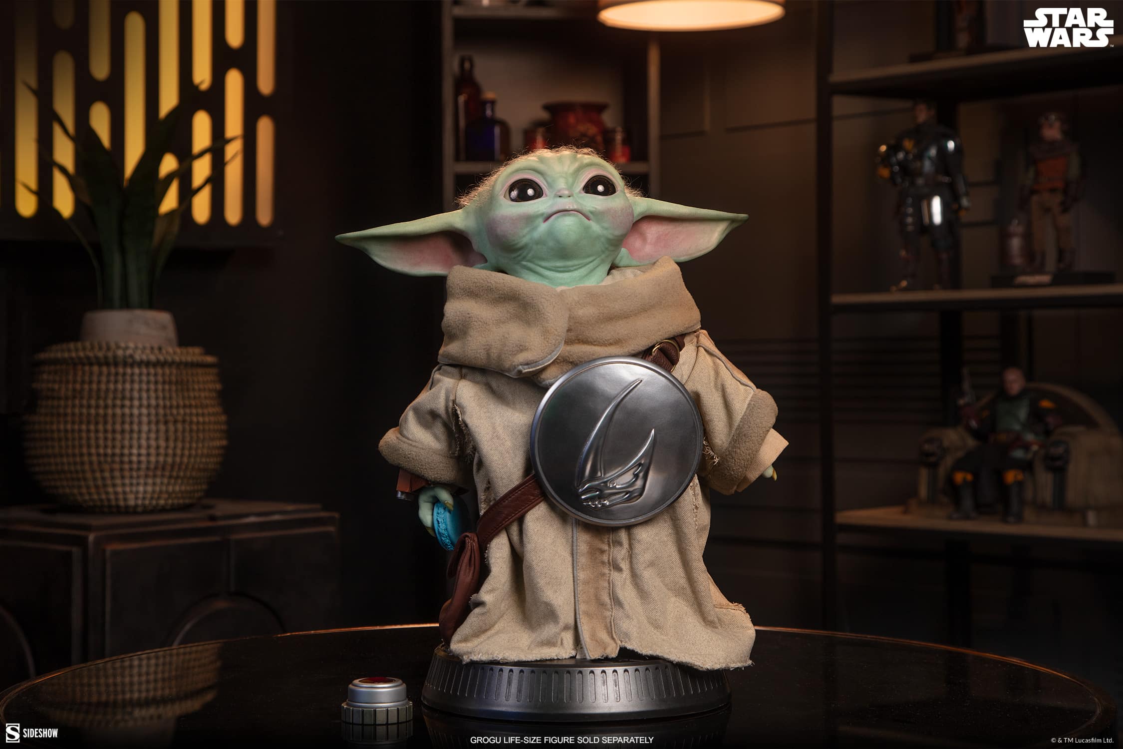 Grogu Life-Size Figure Accessories Set By Sideshow Collectibles