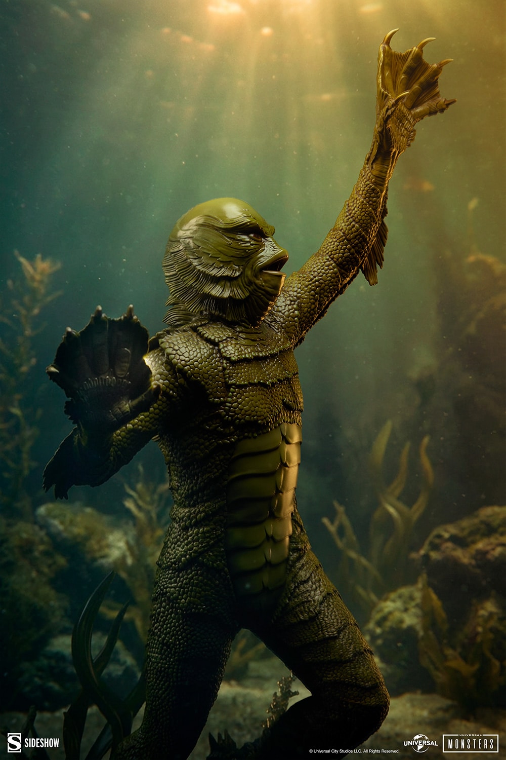 sideshow-collectibles-universal-monsters-creature-from-the-black-lagoon-premium-format-figure-gallery-699e41373fa65
