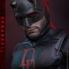 hot-toys-marvel-daredevil-sixth-scale-figure-gallery-69cbe2e2e22d8