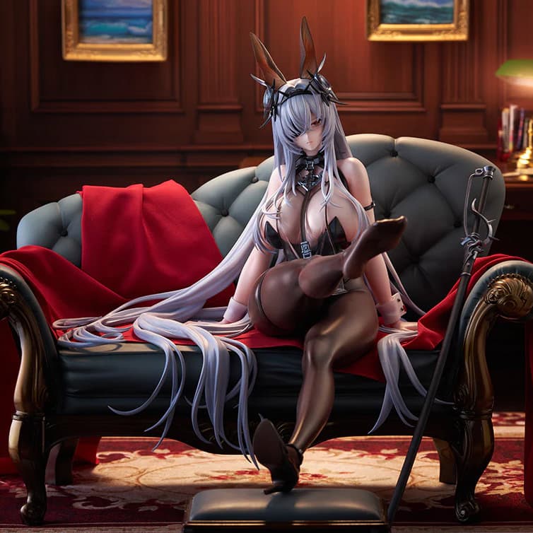 Fritz Rumey Figure Schwarzes Kaninchen Version Azur Lane Limited Collectible